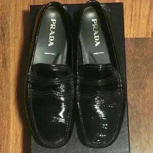 Men’s Prada patent leather loafer Shoes!!